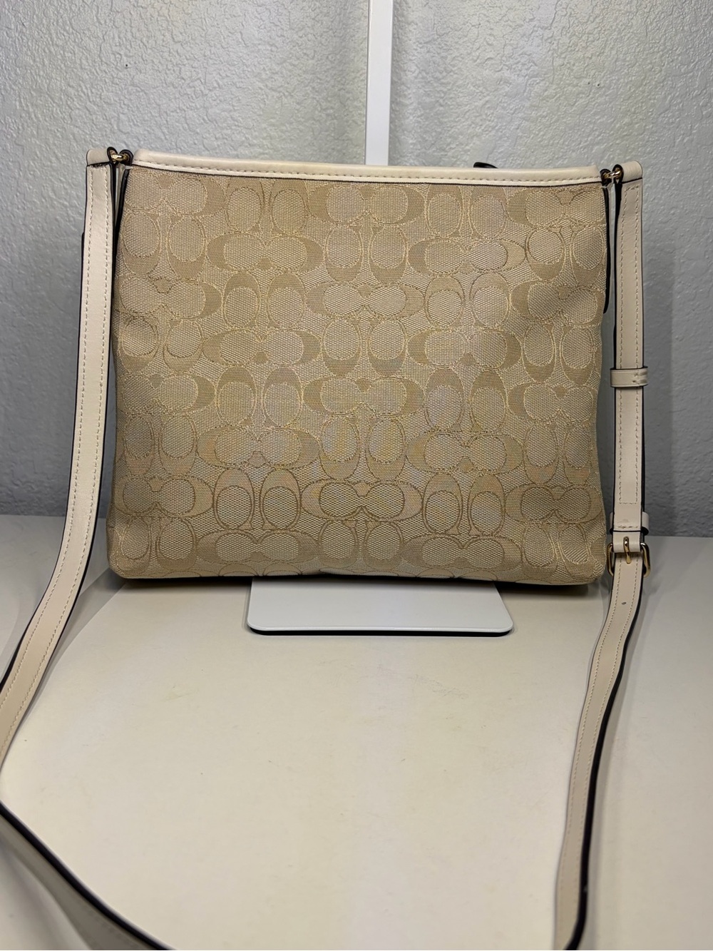 NWOT COACH SIGNATURE CANVAS FILE CROSSBODY BAG #F29960 - Picture 6 of 11